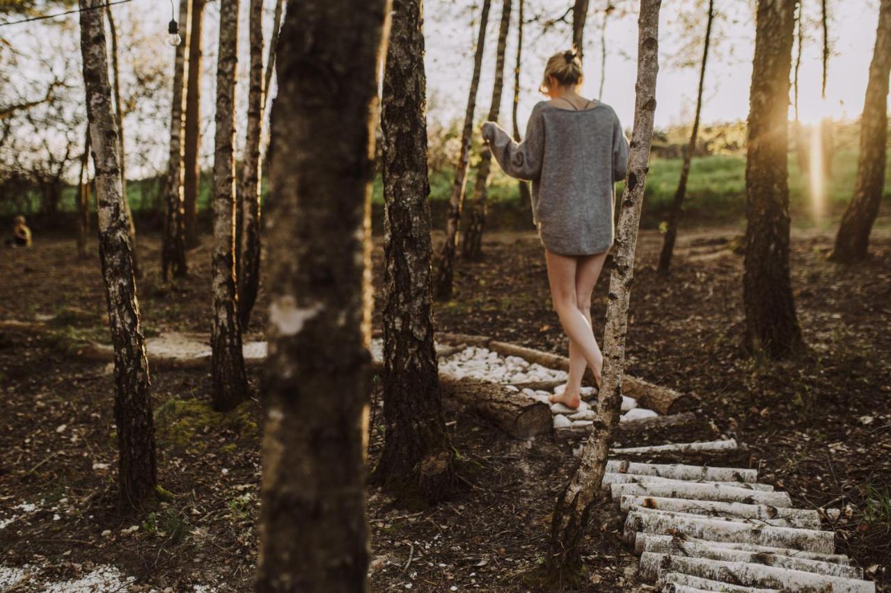 Jurty Z Widokiem, Prywatna Balia- Dzikolas Glamping Krasnobród Exteriér fotografie